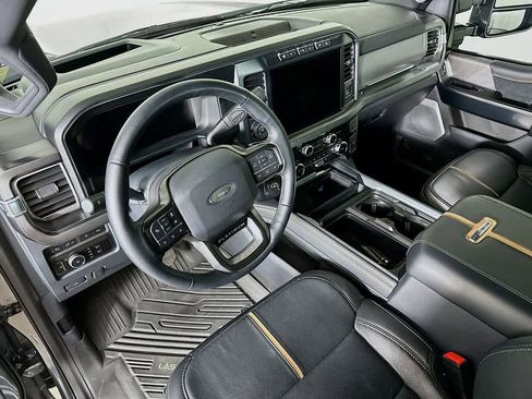 Certified 2024 Ford F250 Platinum w/ Tremor Off-Road Package image 2