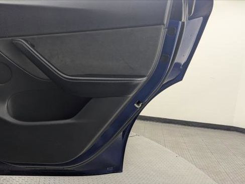 Used 2020 Tesla Model Y Long Range AWD/4WD image 17