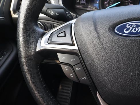Used 2024 Ford Edge SEL AWD/4WD image 24