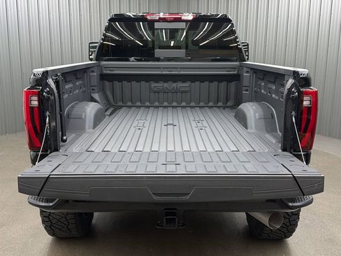 Used 2025 GMC Sierra 2500 Denali Ultimate image 18