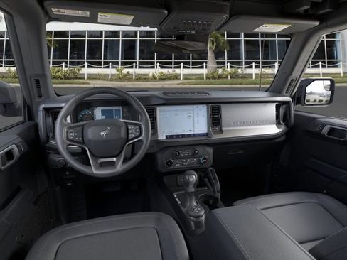 New 2025 Ford Bronco Badlands w/ Sasquatch Package image 9