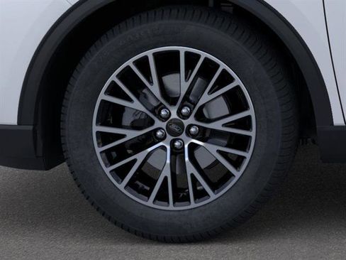 New 2025 Ford Escape PHEV image 19