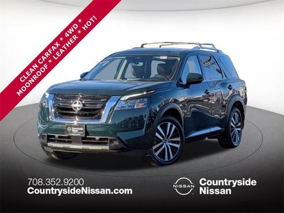 Used 2024 Nissan Pathfinder Platinum w/ Cargo Package