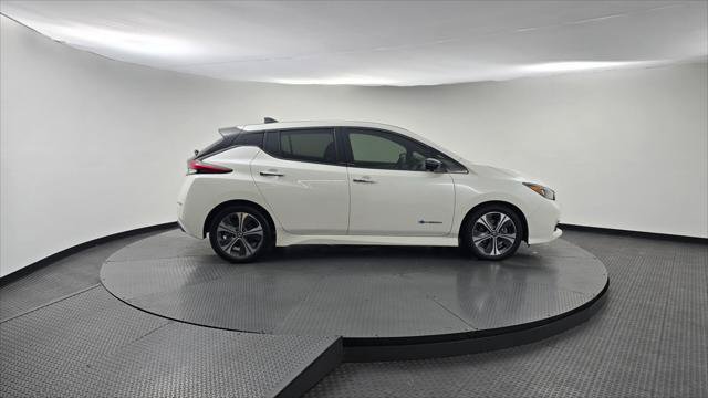 Used 2019 Nissan Leaf SL w/ SL Technology Package FWD image 9