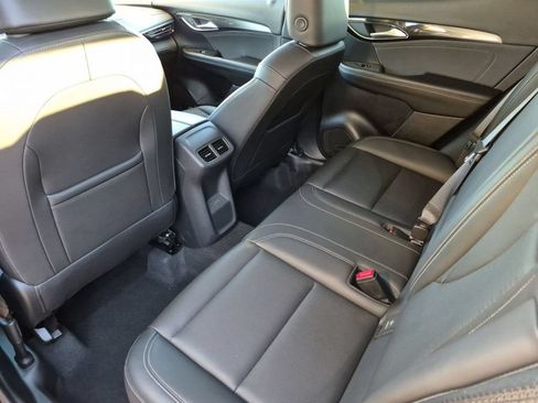 Used 2024 Buick Envision Preferred AWD/4WD image 28