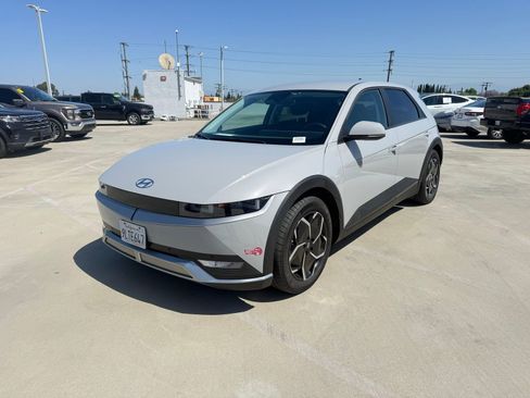 Used 2024 Hyundai Ioniq 5 SEL RWD image 1