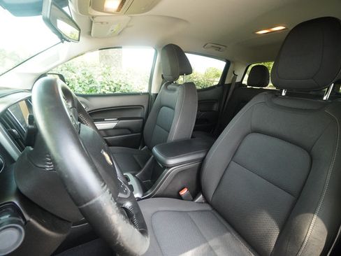 Used 2019 Chevrolet Colorado LT w/ LT Convenience Package RWD image 23