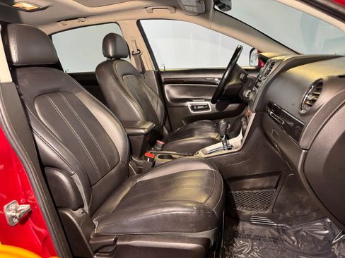Used 2013 Chevrolet Captiva Sport LTZ FWD image 25