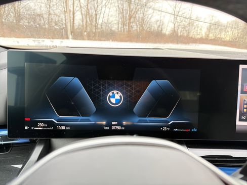 Used 2024 BMW 540i xDrive 540i xDrive w/ Premium Package image 18