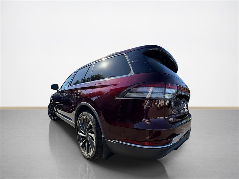 Used 2020 Lincoln Aviator Reserve w/ Equipment Group 202A AWD/4WD image 6