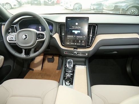 New 2026 Volvo XC60 B5 Plus w/ Protection Package Premier image 23