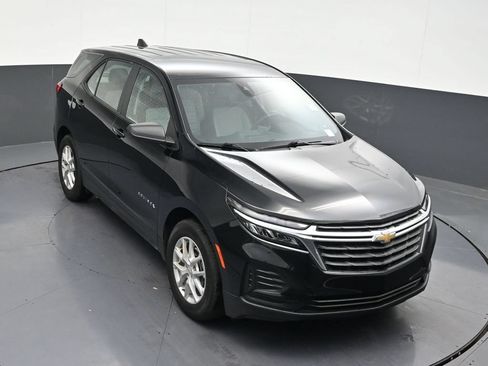 Used 2024 Chevrolet Equinox LS w/ Driver Confidence II Package FWD image 21
