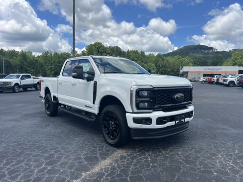 New 2025 Ford F350 Lariat w/ Lariat Ultimate Package image 3