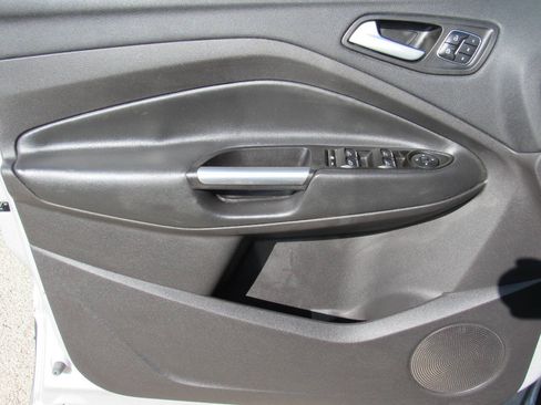 Used 2017 Ford Escape Titanium FWD image 30