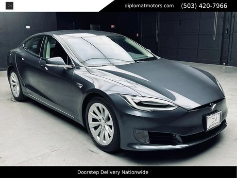 Used 2017 Tesla Model S 75D AWD/4WD image 9