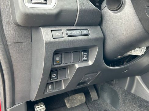 Certified 2024 Nissan Frontier SV w/ SV Convenience Package RWD image 49