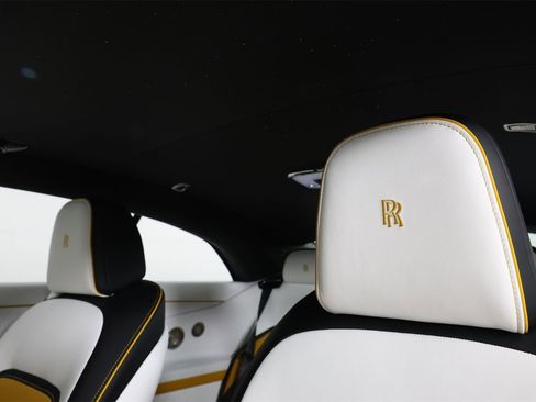 New 2025 Rolls-Royce Spectre Black Badge image 32