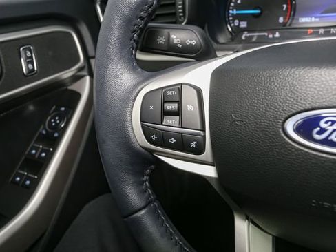 Used 2023 Ford Explorer XLT w/ Equipment Group 202A image 30