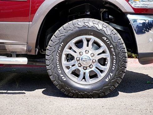 Used 2018 RAM 3500 Laramie w/ Convenience Group image 8