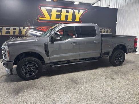 Used 2024 Ford F250 Lariat w/ Lariat Ultimate Package AWD/4WD image 3