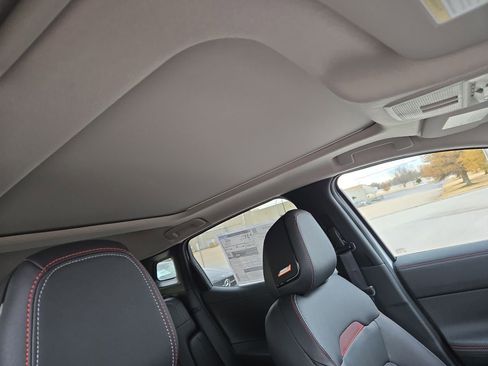 New 2026 Nissan Kicks SR w/ SR Premium Package FWD image 16