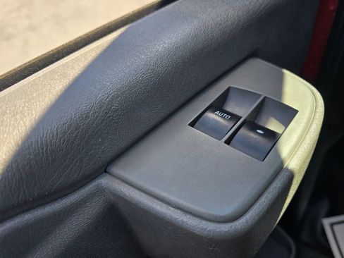 Used 2016 GMC Savana 3500 RWD image 22