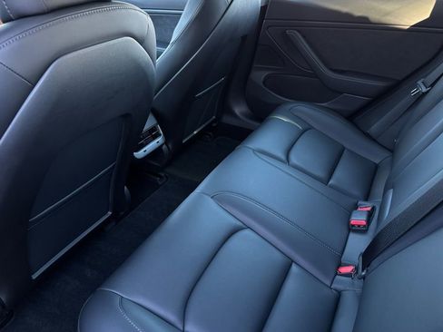 Used 2018 Tesla Model 3 Long Range image 12