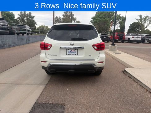 Used 2020 Nissan Pathfinder SV FWD image 6