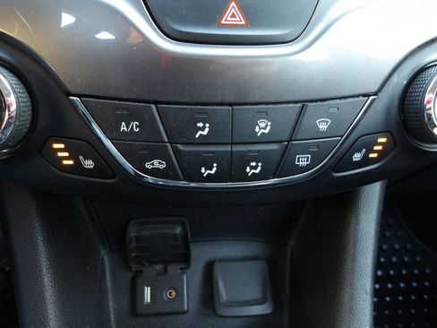 Used 2016 Chevrolet Cruze LT w/ Convenience Package image 16