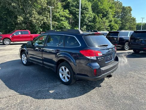 Used 2013 Subaru Outback 2.5i Limited AWD/4WD image 5