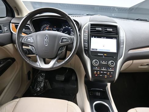 Used 2019 Lincoln MKC Select w/ Select Plus Package image 20