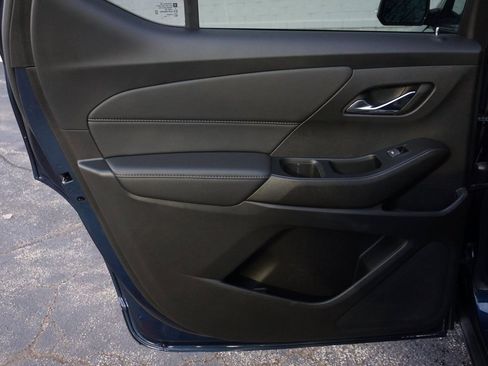 Certified 2023 Chevrolet Traverse LT image 26