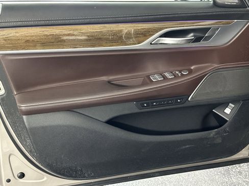Used 2019 BMW 750i xDrive w/ Executive Package AWD/4WD image 29