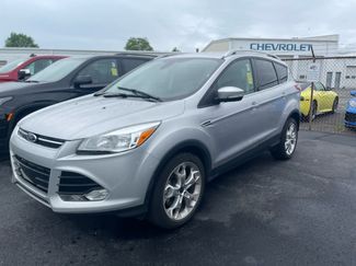 Used 2014 Ford Escape Titanium FWD video 1