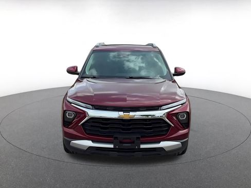 Used 2025 Chevrolet TrailBlazer LT FWD image 4