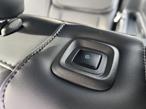 New 2026 Ford Expedition Max Platinum w/ Stealth Performance Package image 49