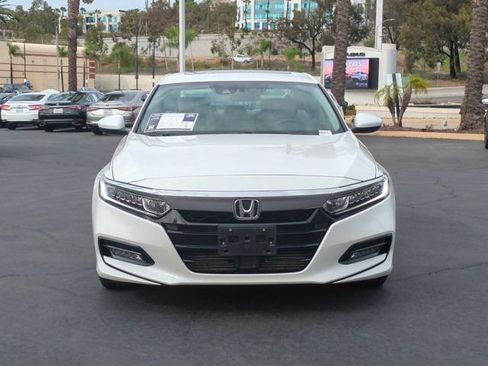 Used 2019 Honda Accord EX image 2