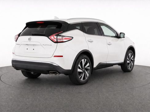 Used 2018 Nissan Murano Platinum FWD image 3