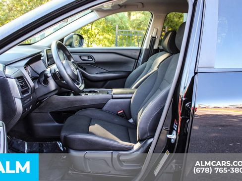 Used 2024 Nissan Rogue S FWD image 16