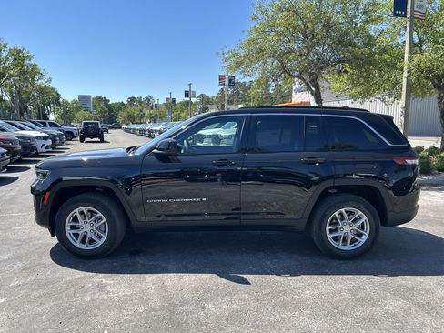 New 2026 Jeep Grand Cherokee Laredo X RWD image 4
