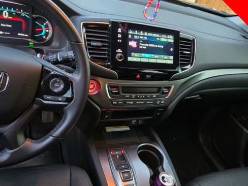 Used 2022 Honda Pilot Special Edition image 6