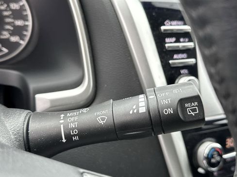 Used 2018 Nissan Murano SL w/ Moonroof Package image 22