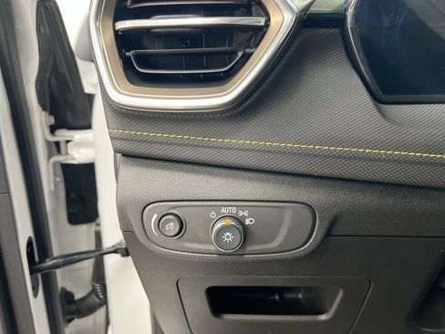 Used 2024 Chevrolet TrailBlazer ACTIV w/ Driver Confidence Package FWD image 18