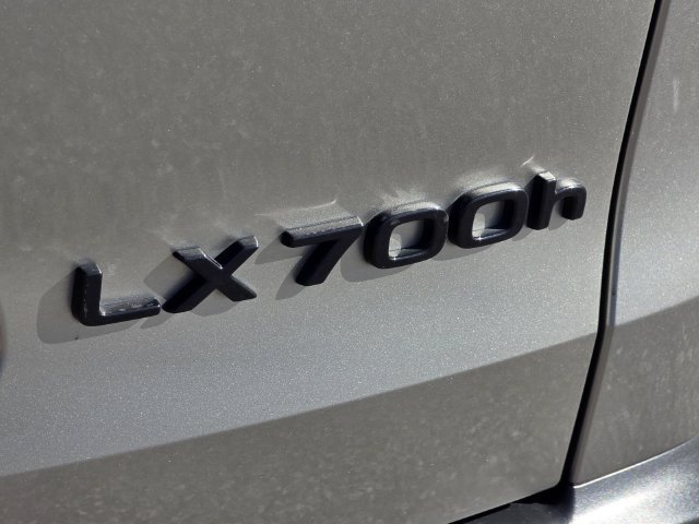 Certified 2025 Lexus LX 700h Luxury w/ Appearance Package AWD/4WD image 44