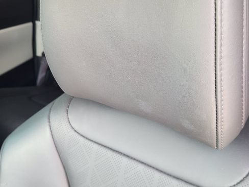 Used 2024 Kia Carnival SX FWD image 17