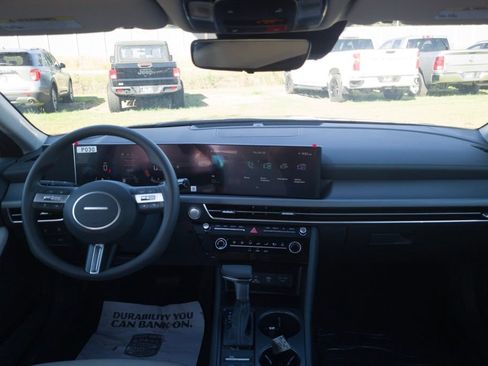 New 2026 Hyundai Sonata SE FWD image 18