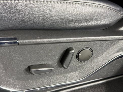 Used 2024 Ford F350 Lariat w/ Lariat Ultimate Package image 25