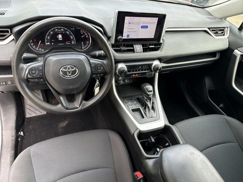 Used 2023 Toyota RAV4 LE FWD image 17