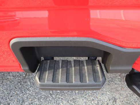 New 2025 Ford F250 XL w/ FX4 Off-Road Package image 12