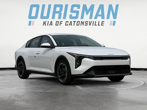 New 2025 Kia K4 EX image 1